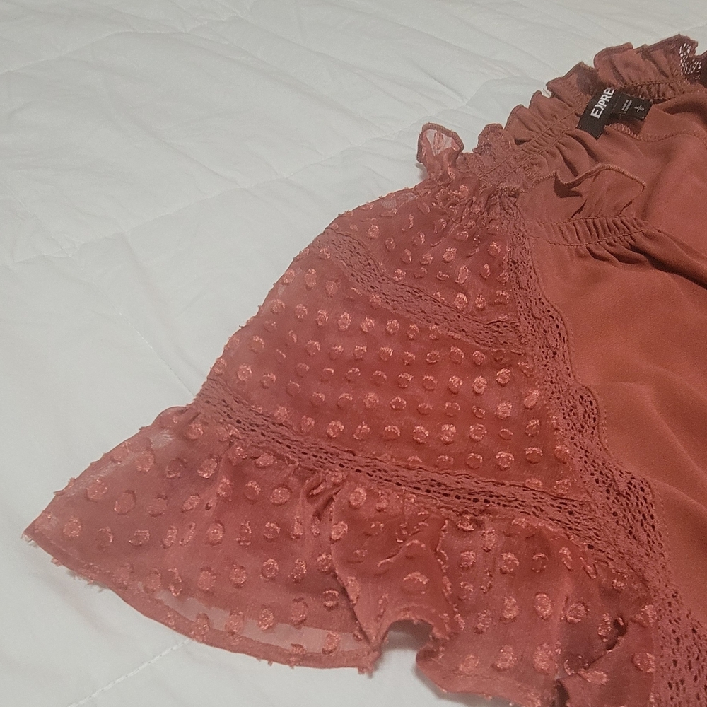 Express Women's Blouse with Lace Sheer Sleeves Color Dusty Rose Size L - Picture 4 of 4